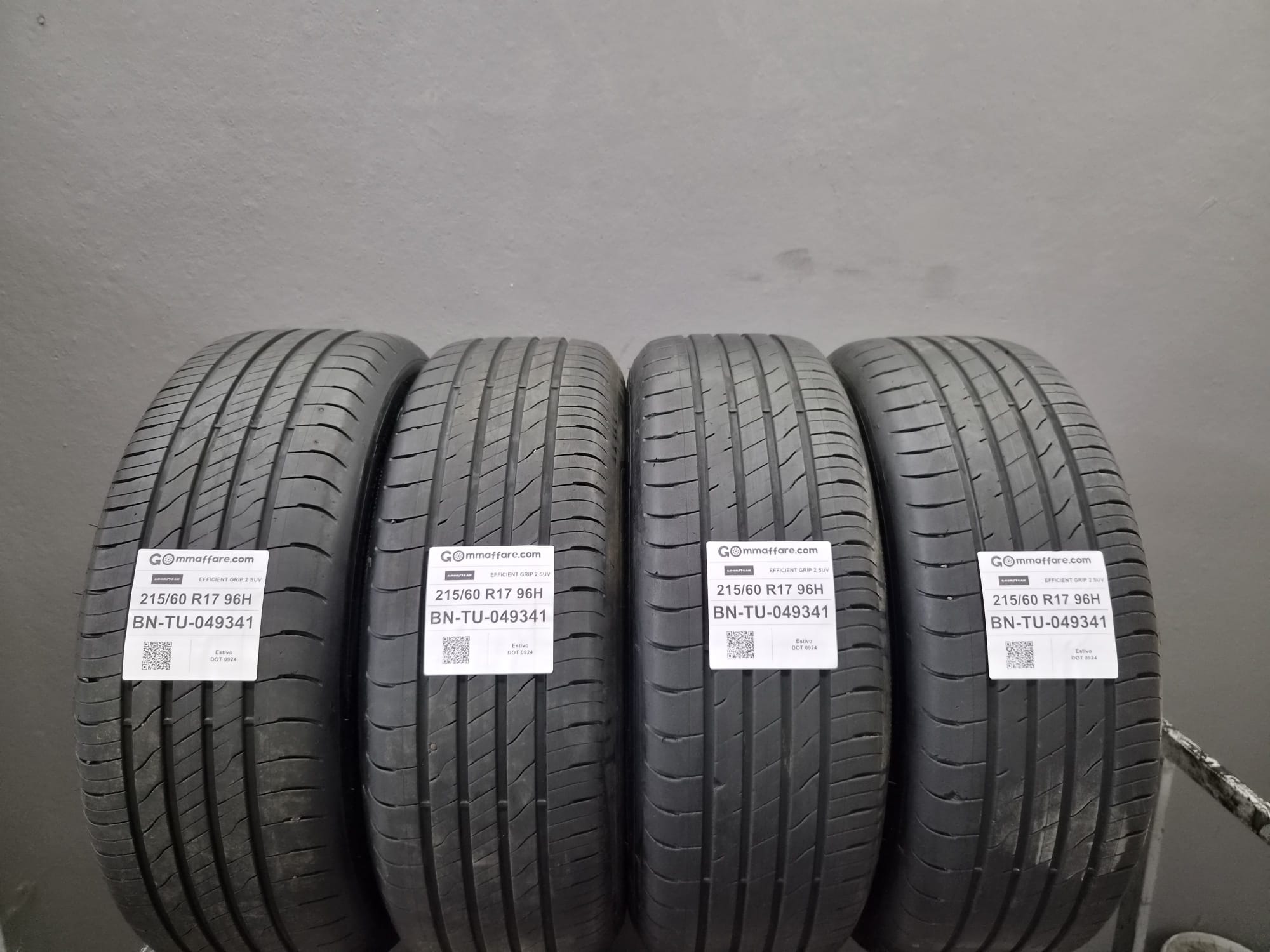 Goodyear EFFICIENT GRIP 2 SUV 215/60 R17